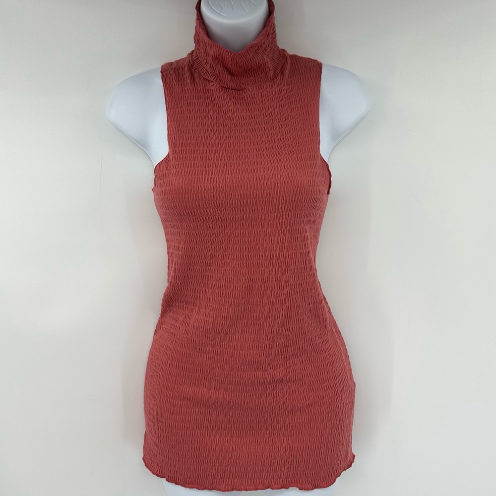 W by Who Wear What When Where Sleeveless Mock Neck Top Size XS NWOT